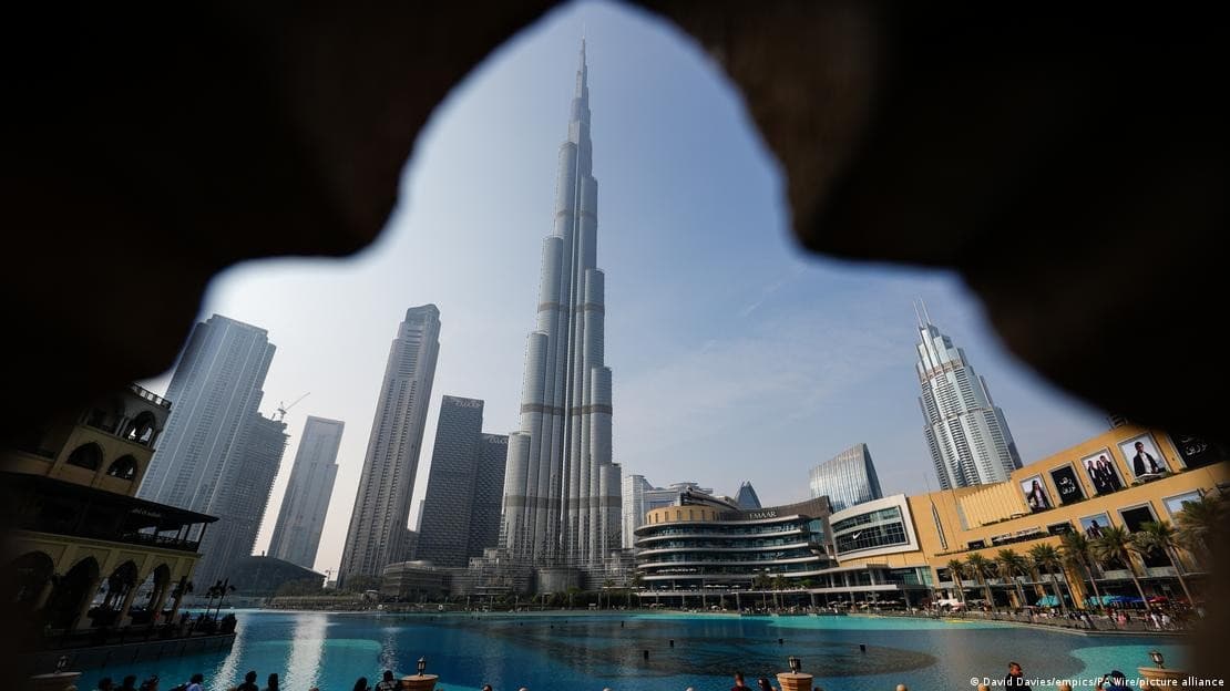 Impacto da guerra no Oriente Médio provoca queda acentuada no movimento de lojas de luxo em Dubai