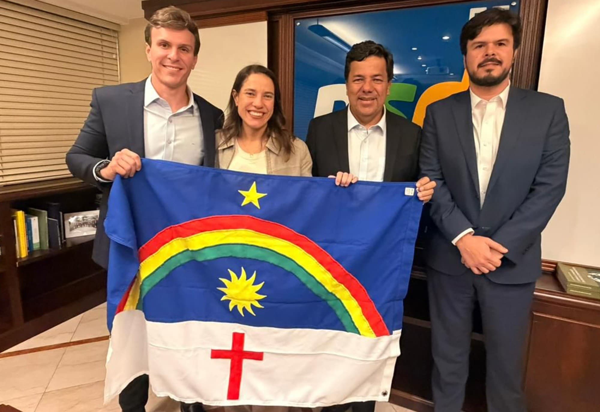 União Brasil formaliza apoio à reeleição de Raquel Lyra e lança Miguel Coelho ao Senado