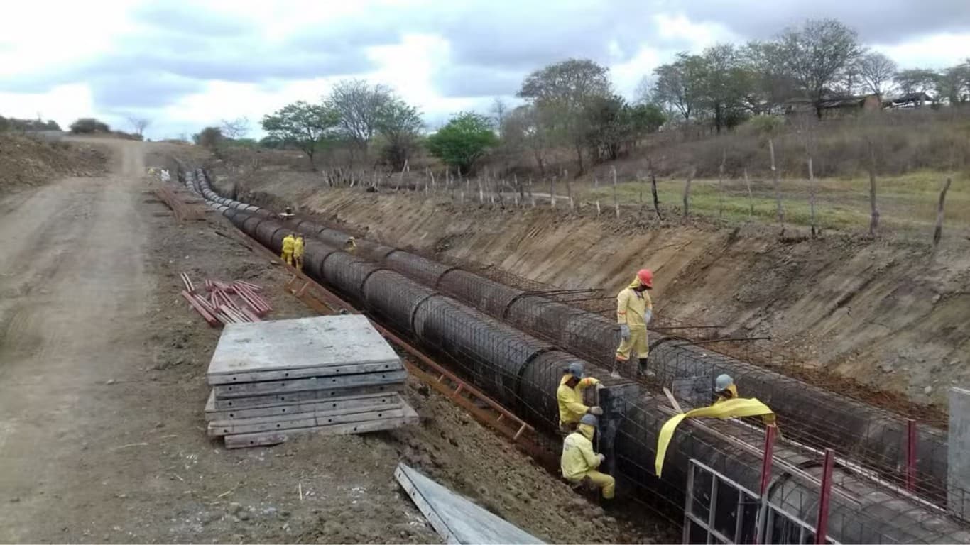 Compesa anuncia paralisação na Adutora do Agreste para obras de expansão; confira os municípios afetados