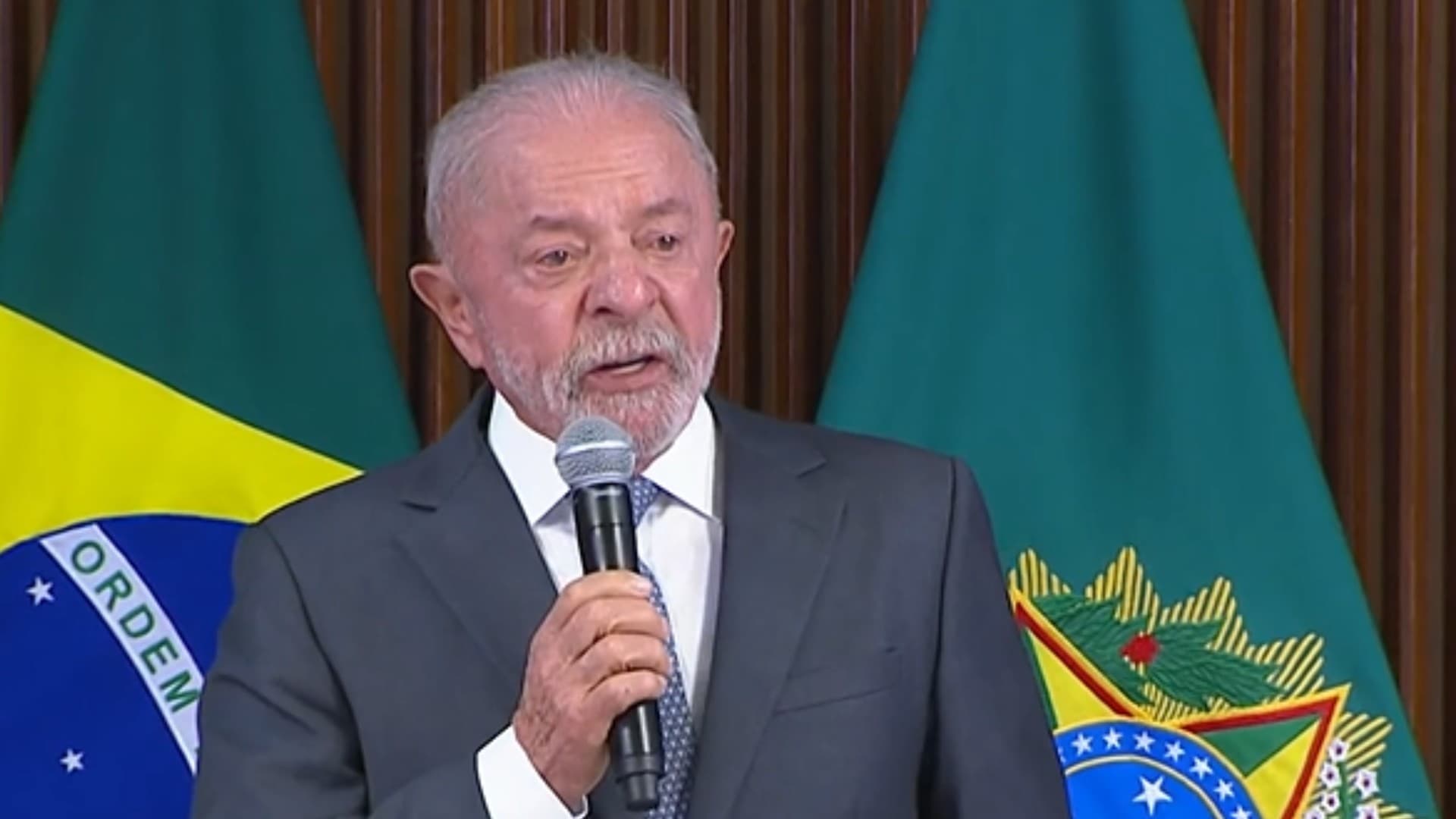 Lula convoca 'Conselhão' em meio a tensões comerciais com os Estados Unidos