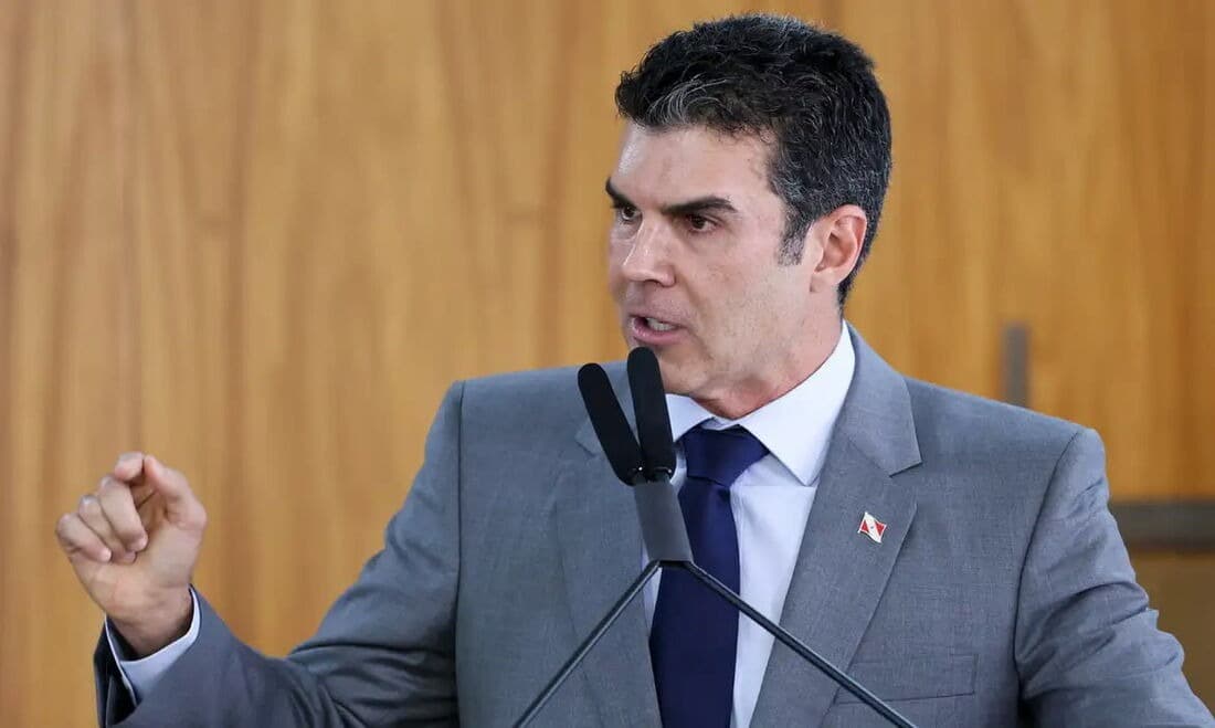Helder Barbalho lidera com folga corrida ao Senado no Pará, aponta Paraná Pesquisas