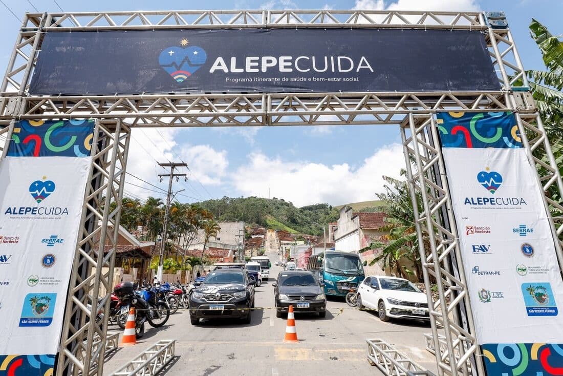 Alepe leva projeto Alepe Cuida para Olinda com serviços de saúde e cidadania