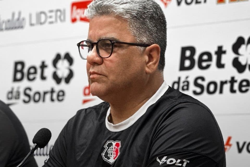 Marcelo Cabo é apresentado pelo Santa Cruz e destaca acerto: "Não olho para a divisão que o clube vai jogar"