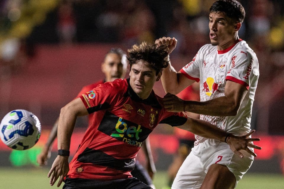 Sport perde do Bragantino na Ilha, segue na lanterna e vê pressão sobre técnico Pepa crescer