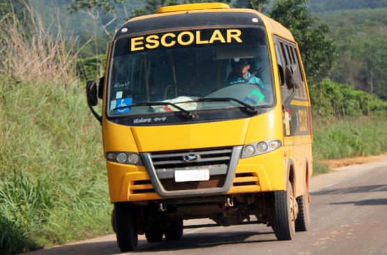 TCE-PE Aplica Multas a Prefeitos por Irregularidades no Transporte Escolar