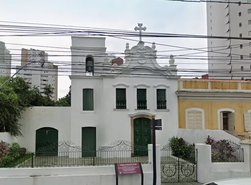 Arquidiocese denuncia “falso bispo” após batismo irregular em capela no Recife