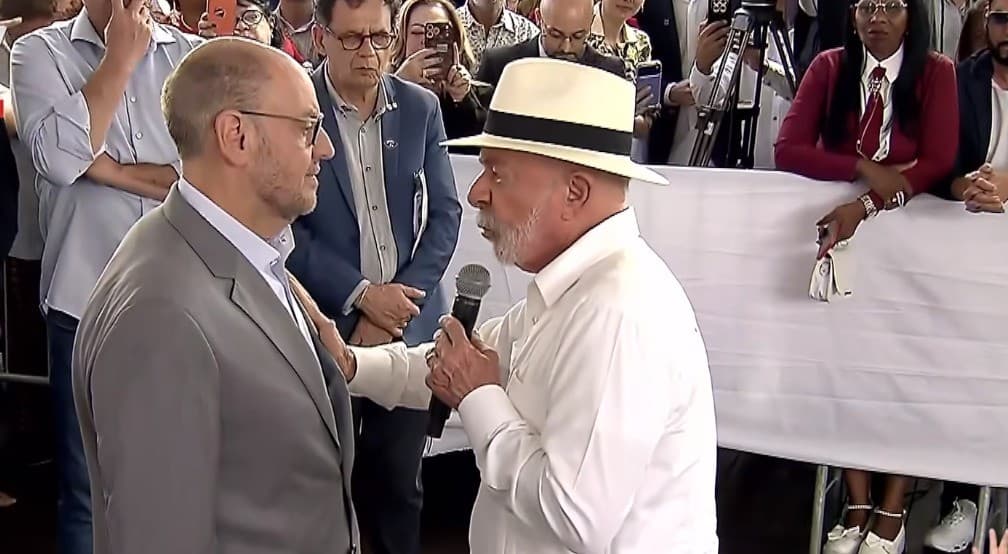 Lula insta governador interino do Rio a combater milícias e corrupção