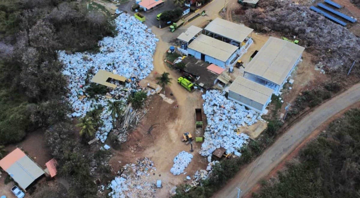 Crise do lixo em Fernando de Noronha: setor turístico cobra soluções após multa milionária