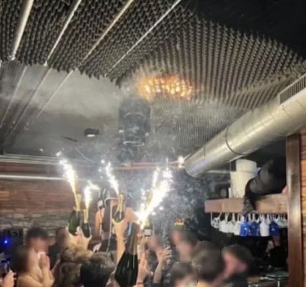 Incêndio em bar durante festa de Ano Novo deixa cerca de 40 mortos em estação de esqui na Suíça