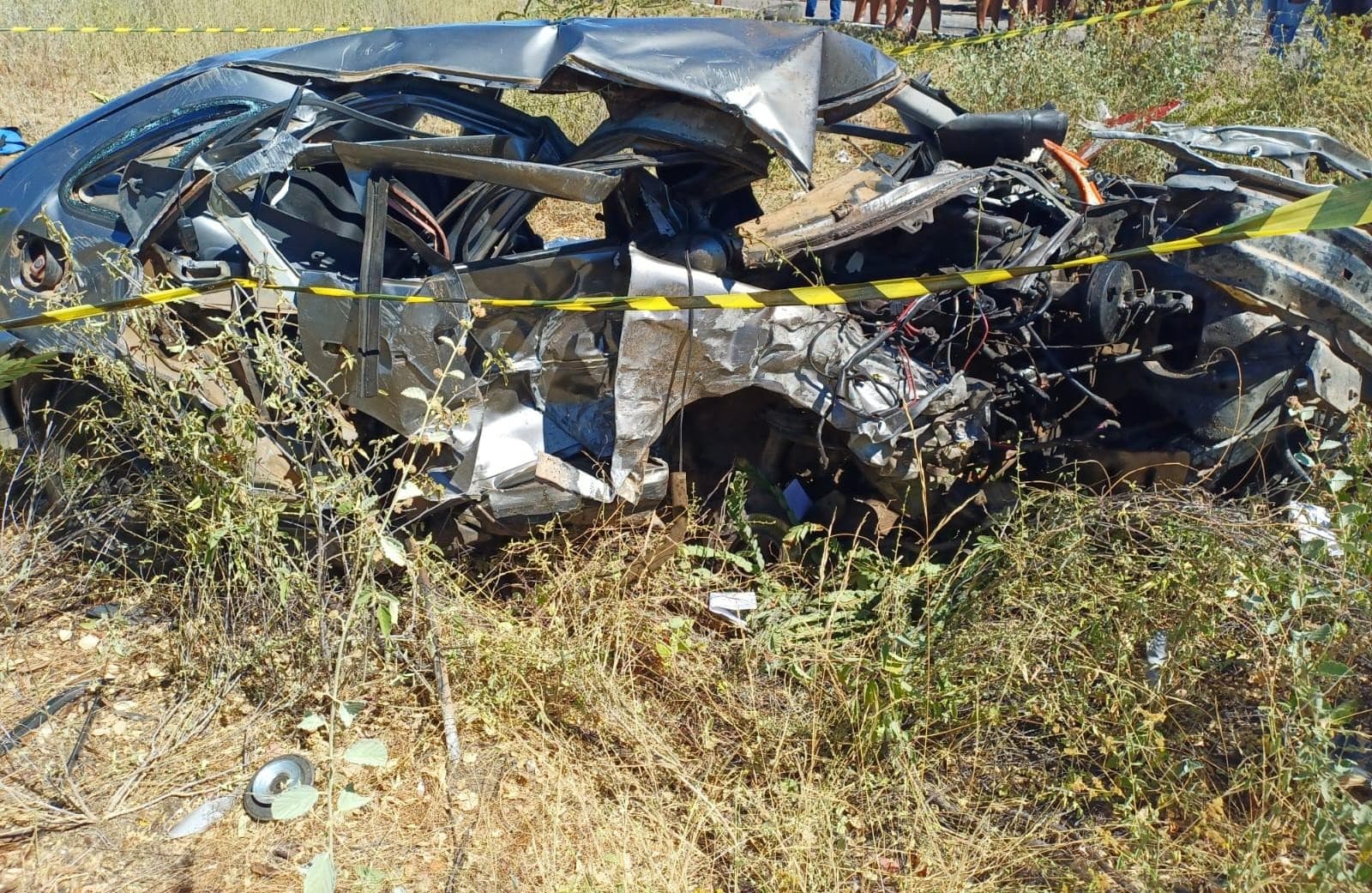 Tragédia na BR-428: Avô e neto morrem em grave acidente no Sertão de Pernambuco