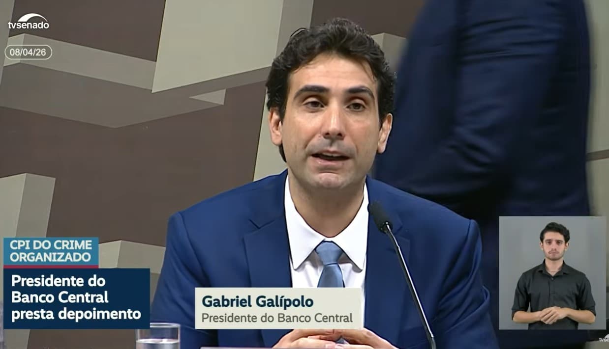 Presidente do Banco Central nega interferência em casos judiciais durante depoimento à CPI