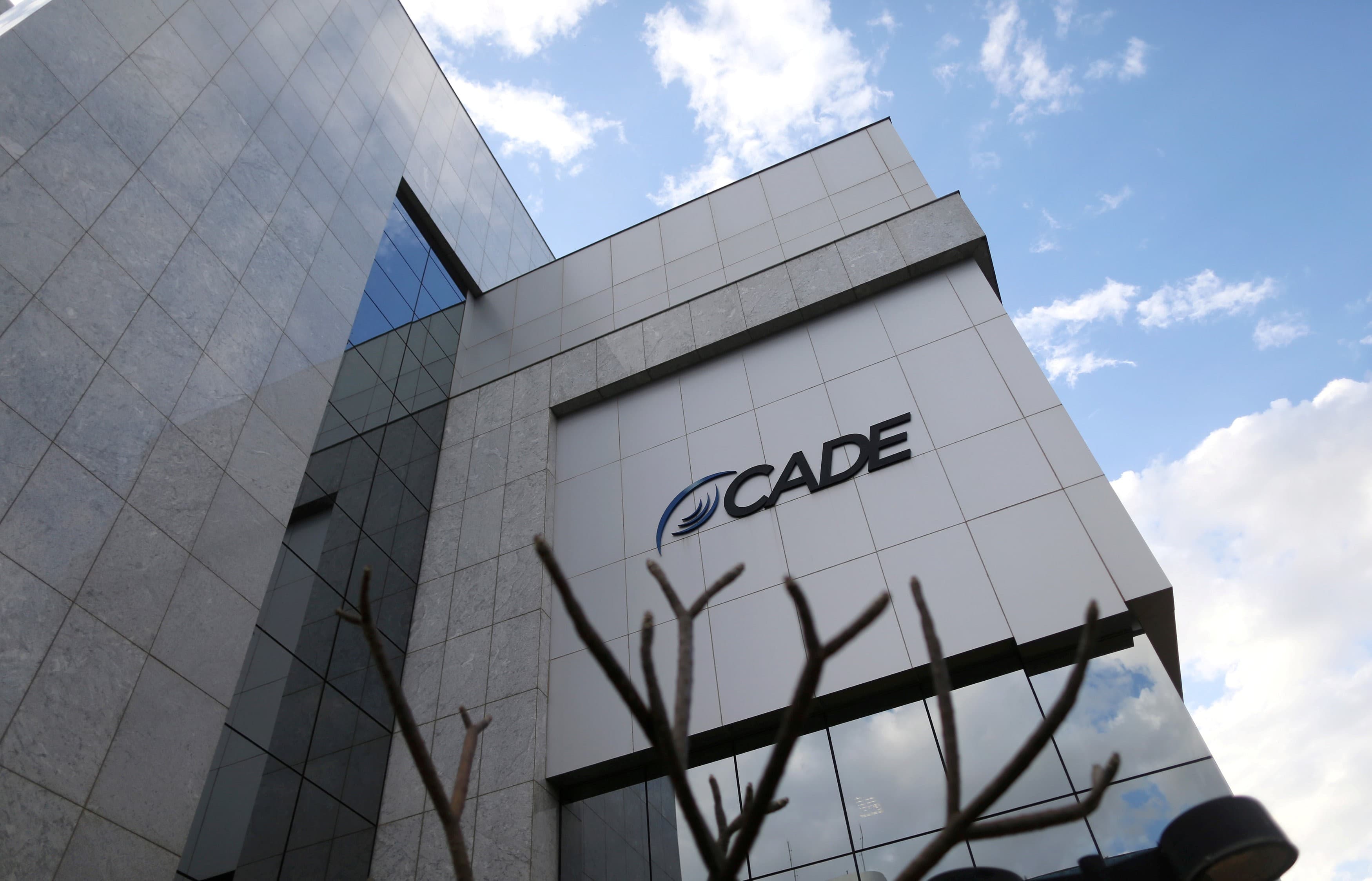 Cade reabre investigação contra Google por uso de IA em conteúdos jornalísticos