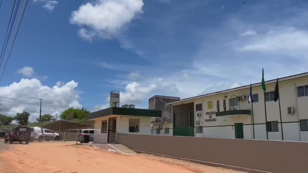 Operação mira grupo que aplicava extorsões por telefone a partir de presídio em Pernambuco