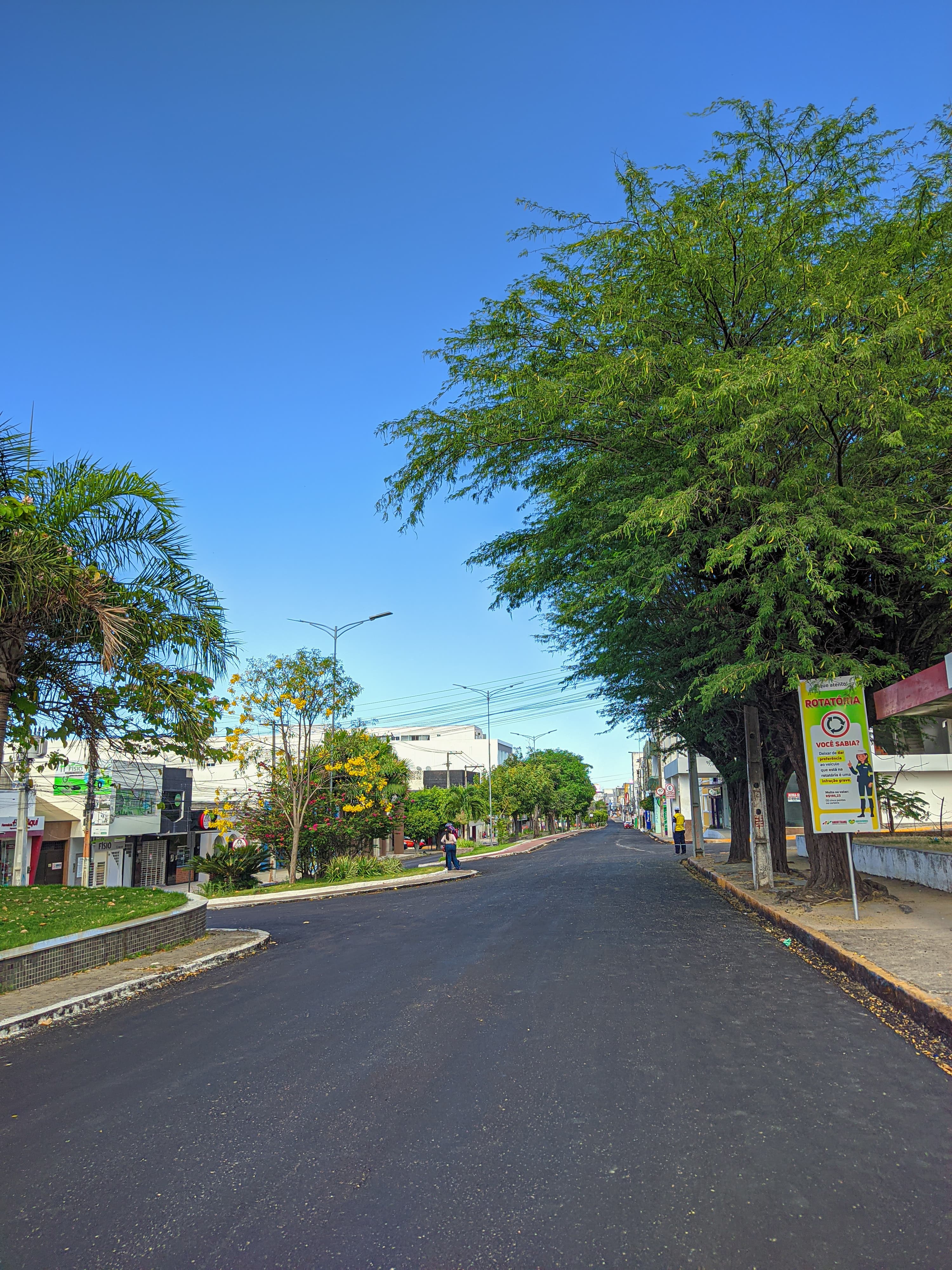 Recapeamento da Avenida Antônio Japiassu entra na reta final e promete transformar o coração de Arcoverde