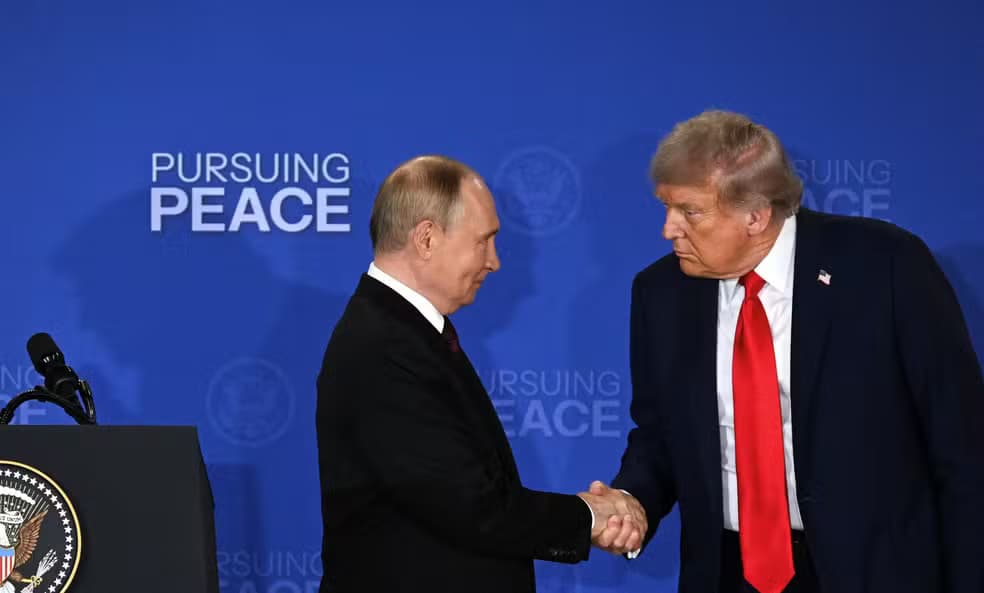 Fim do tratado New START deixa EUA e Rússia sem limites nucleares e acende alerta global