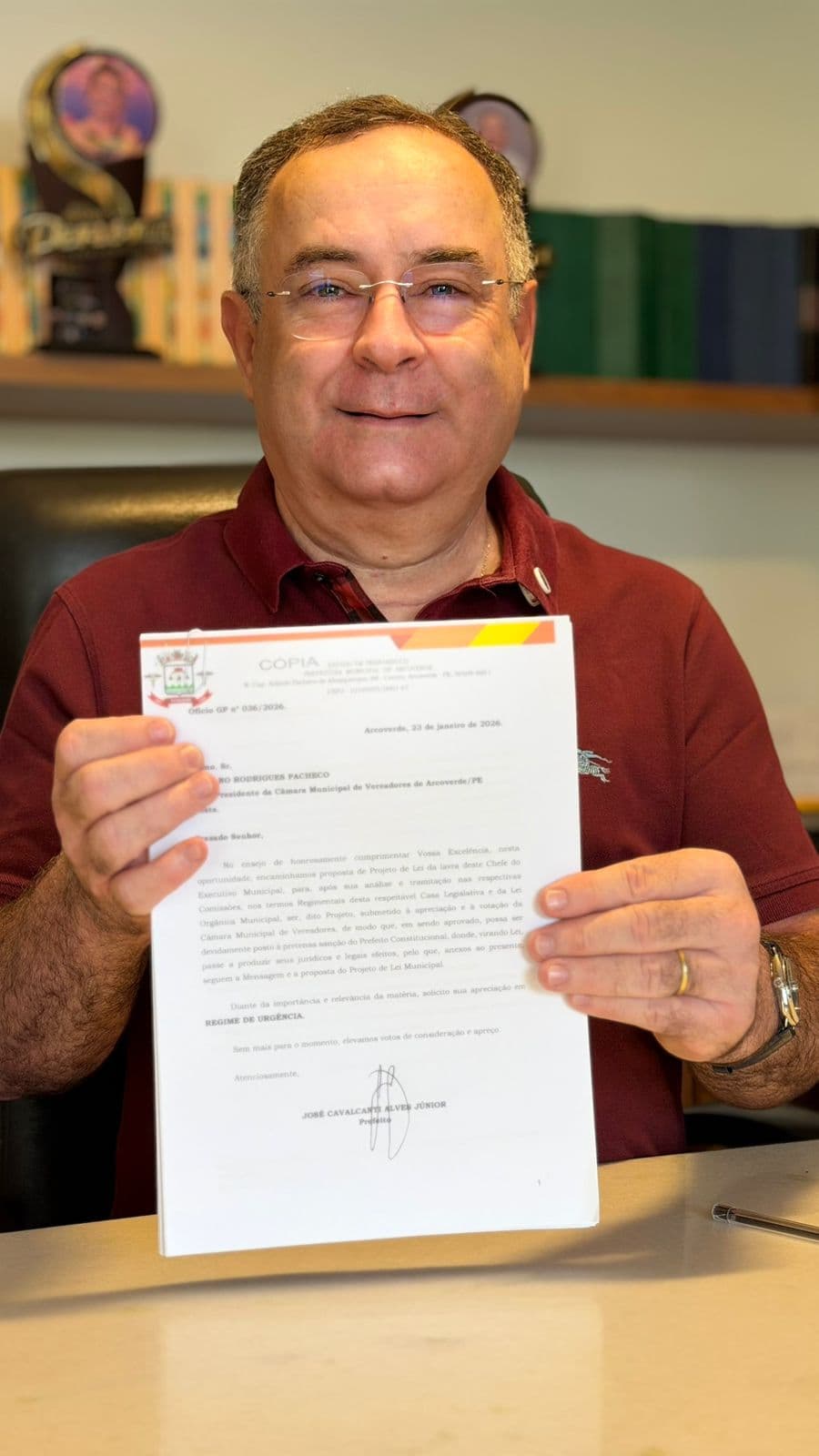 Prefeito Zeca Cavalcanti anuncia reajuste de 5,4% para professores da rede municipal de Arcoverde