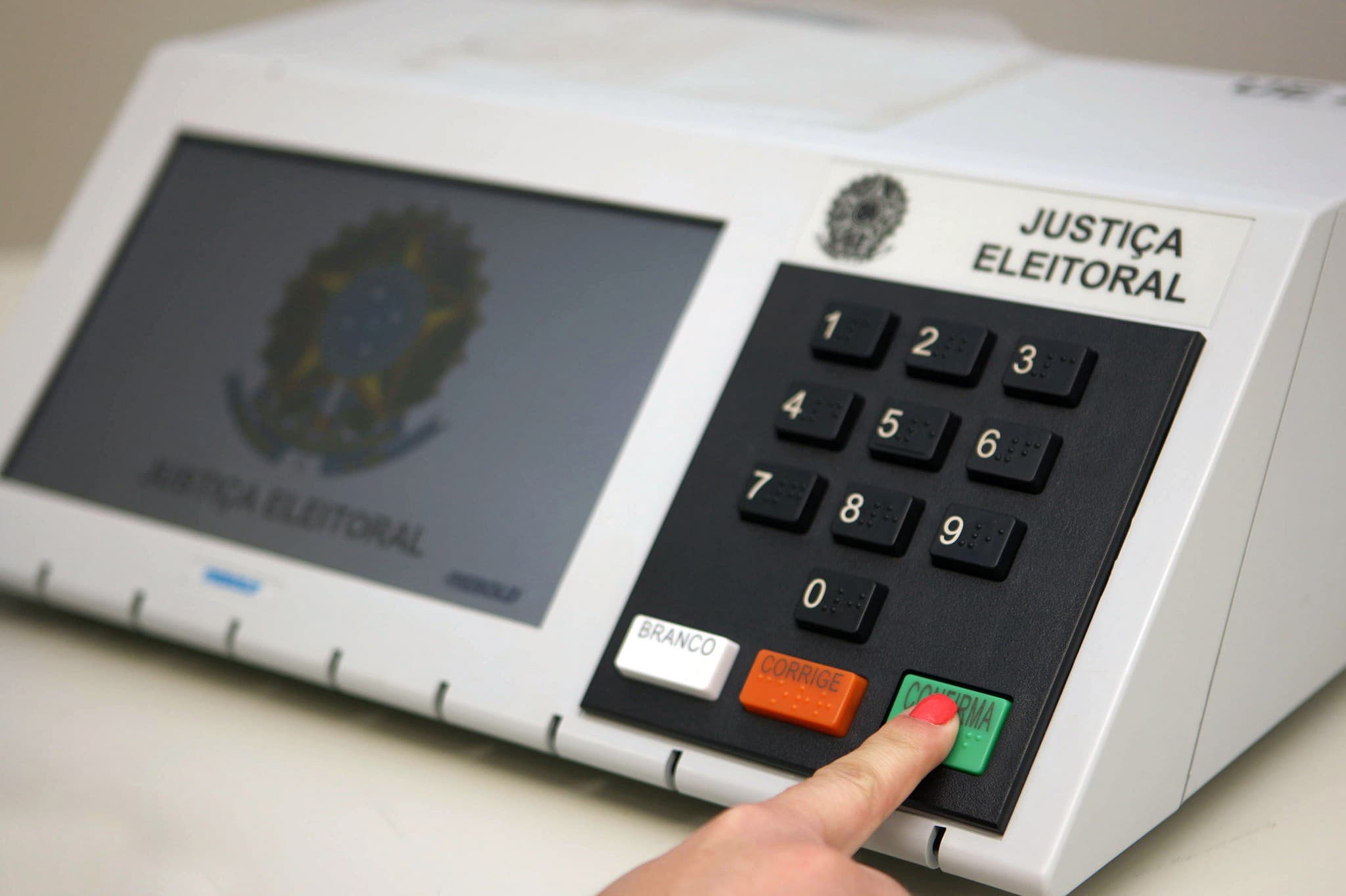 Pesquisa Datafolha aponta que maioria dos eleitores brasileiros não recorda em quem votou para o Legislativo