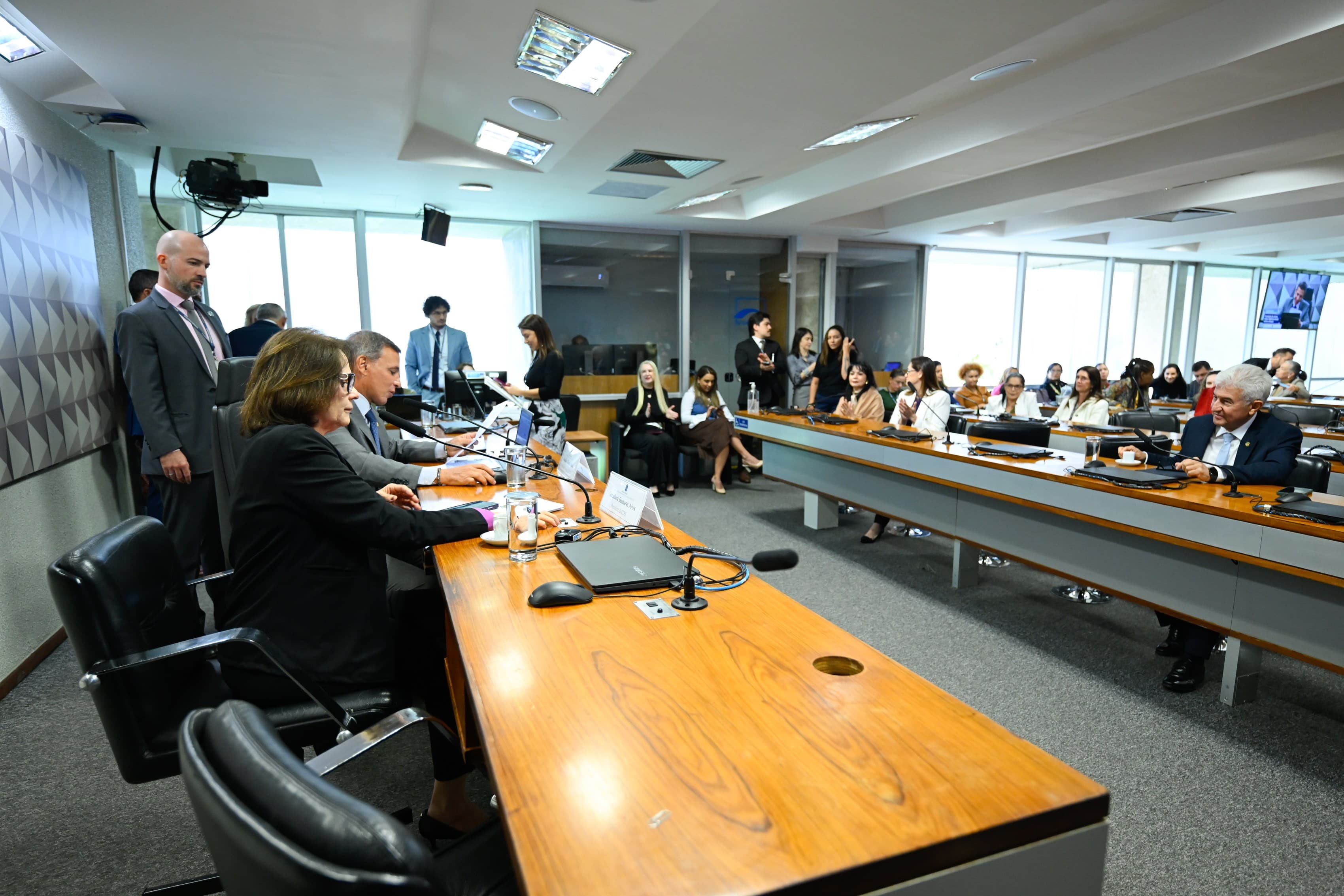 Comissão de Direitos Humanos do Senado aprova projeto para sustar resolução do Conanda sobre aborto legal
