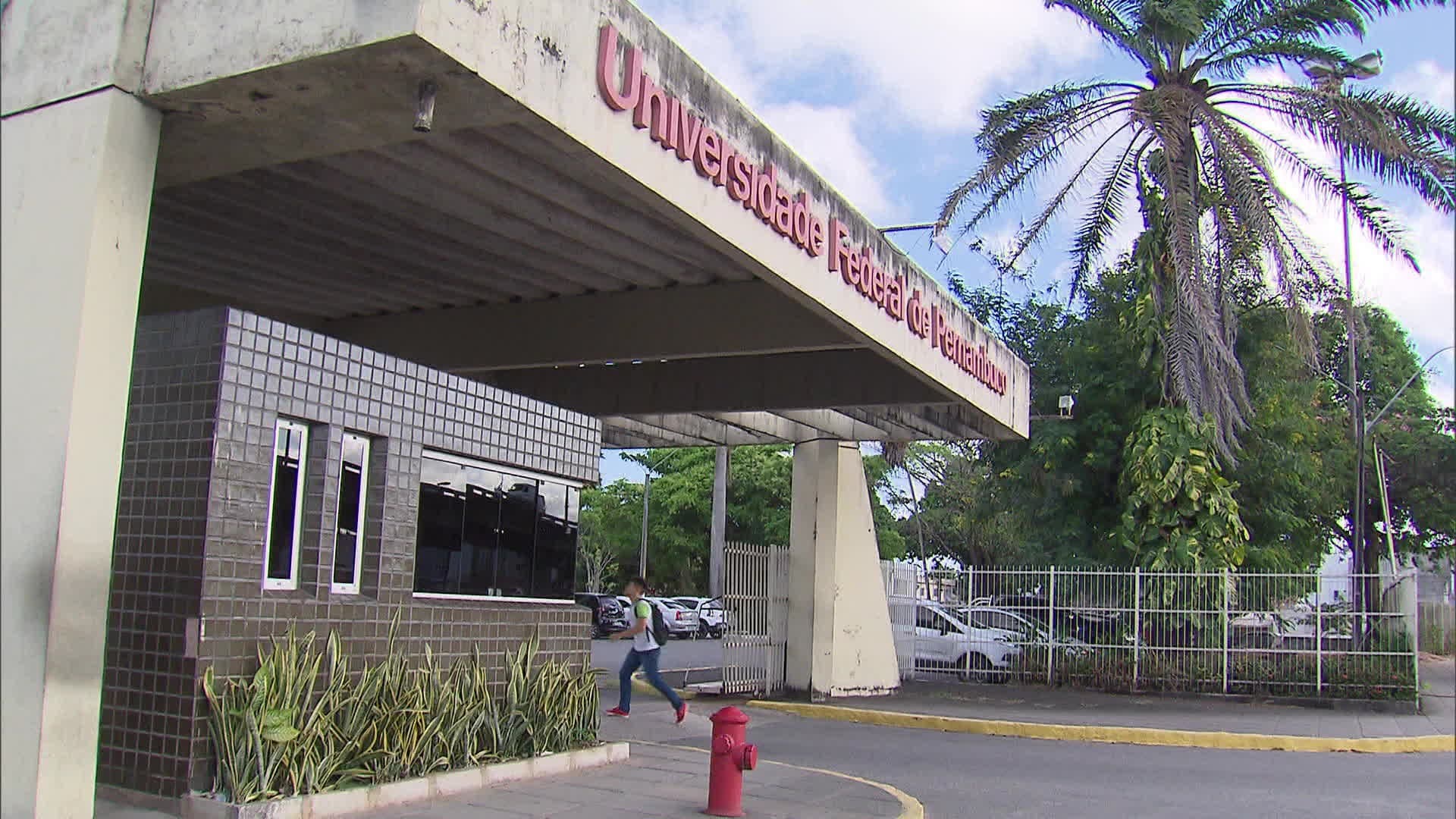 UFPE abre processo seletivo para 31 vagas de professor substituto em Pernambuco