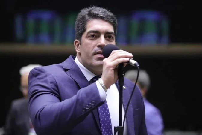 Otto Alencar Filho renuncia à Câmara e assume vaga no Tribunal de Contas da Bahia