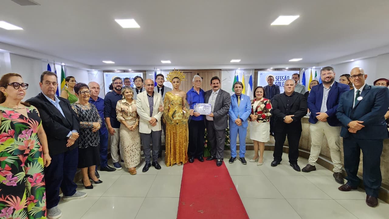 Câmara de Vereadores de Arcoverde celebra 60 anos da GRE em sessão solene