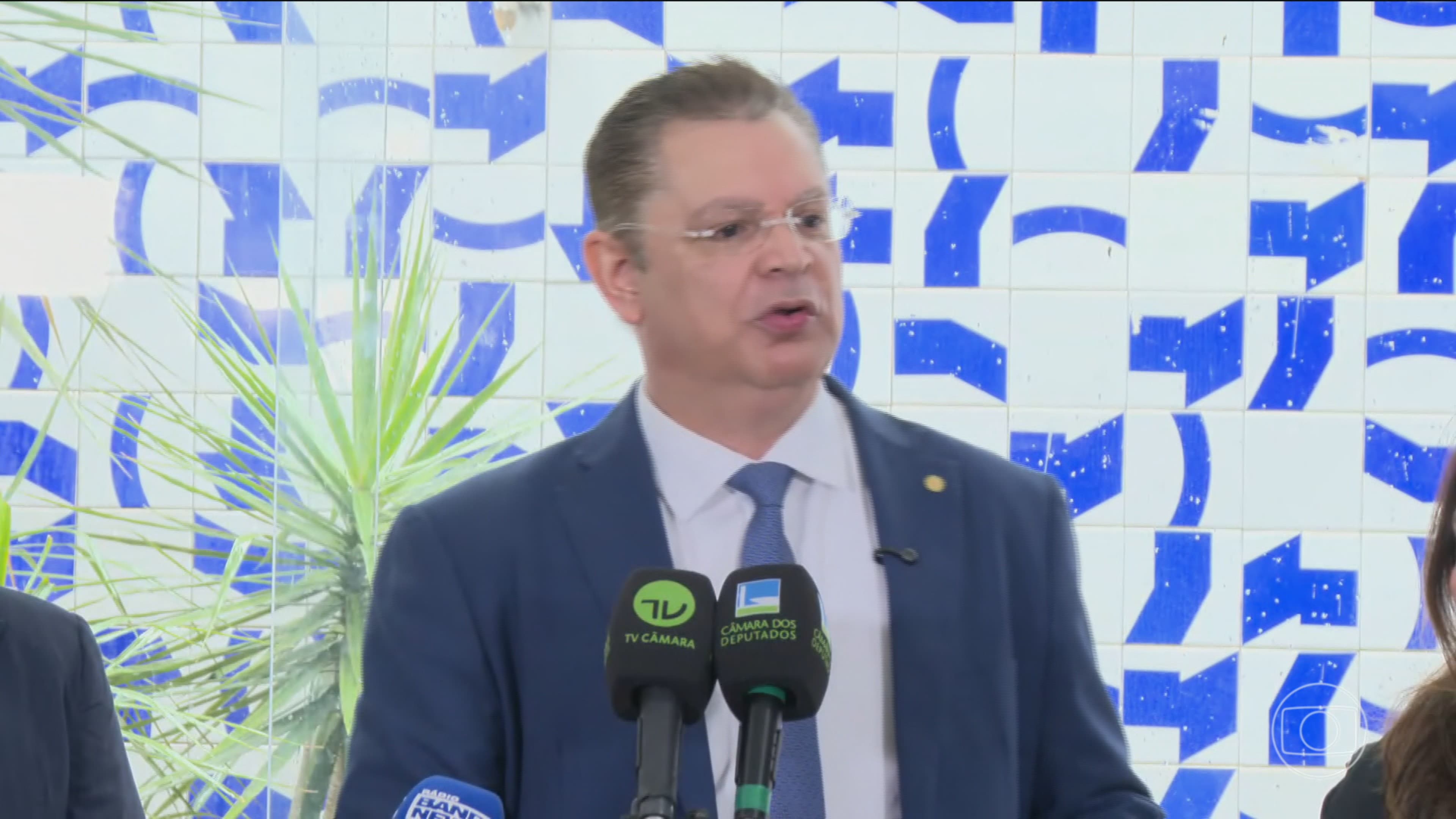Polícia Federal investiga suspeita de fraude em escritura para justificar origem de dinheiro de deputado