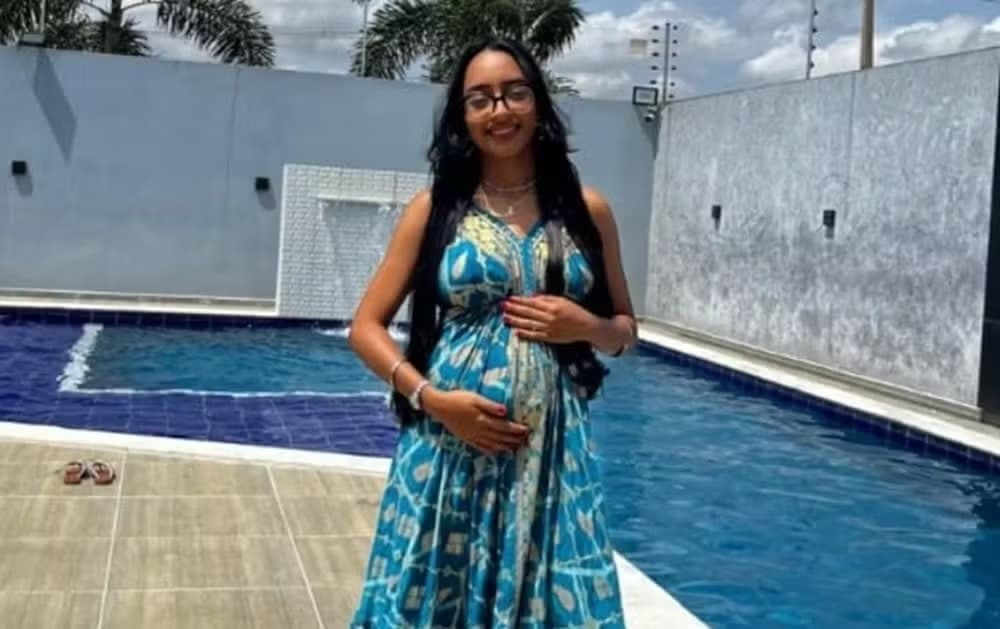 Grávida fica em estado grave após cair de moto na BR-408, em Carpina