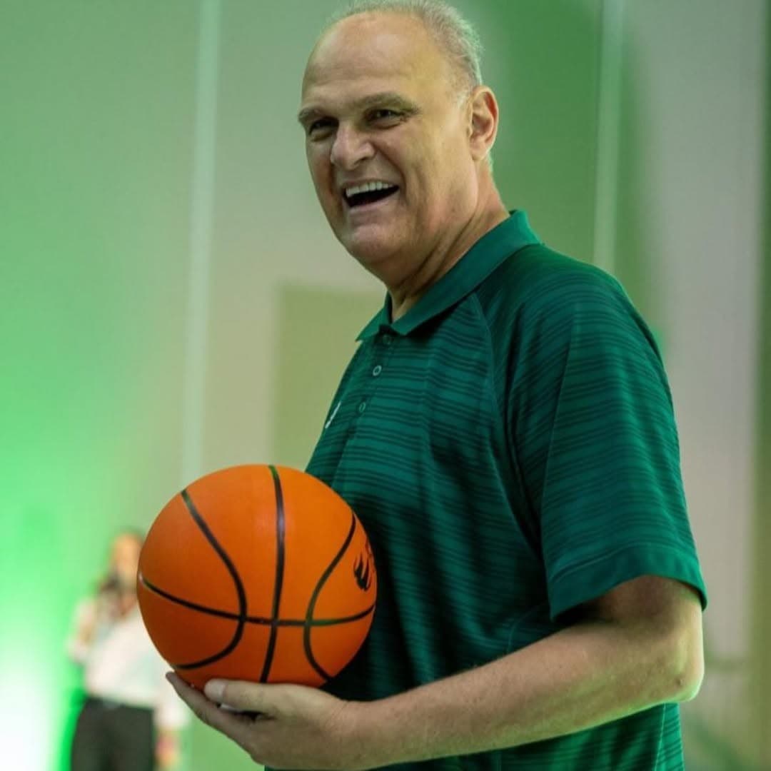 Brasil se despede do lendário Oscar Schmidt, o eterno 'Mão Santa' do basquete