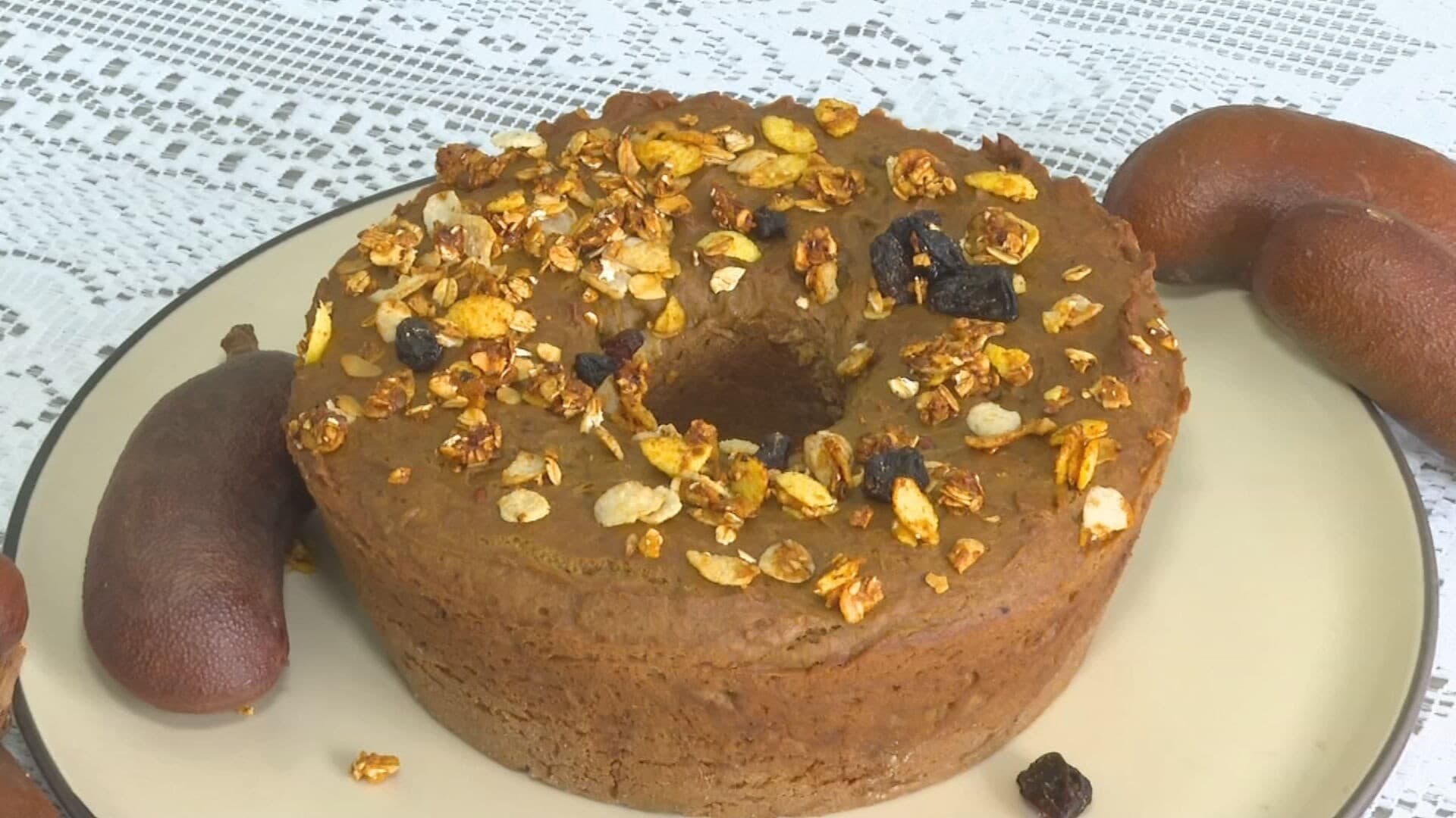 Receita do Nosso Campo: aprenda a preparar um bolo de jatobá sem glúten e sem lactose