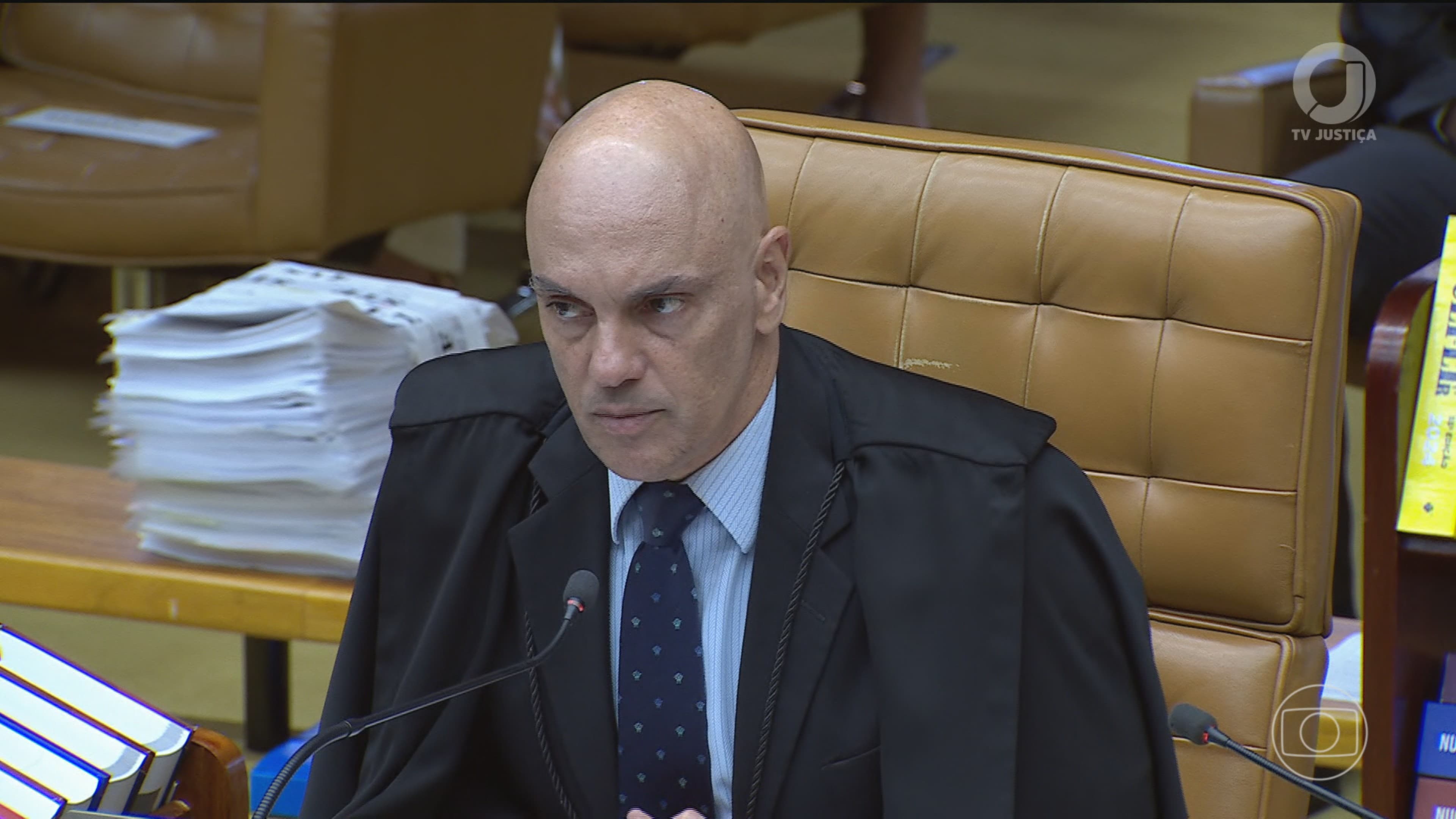 Alexandre de Moraes suspende aplicação da Lei da Dosimetria até decisão final do STF