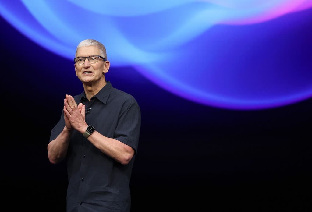 Mudança histórica: Tim Cook anuncia sucessor e deixará comando da Apple em 2026