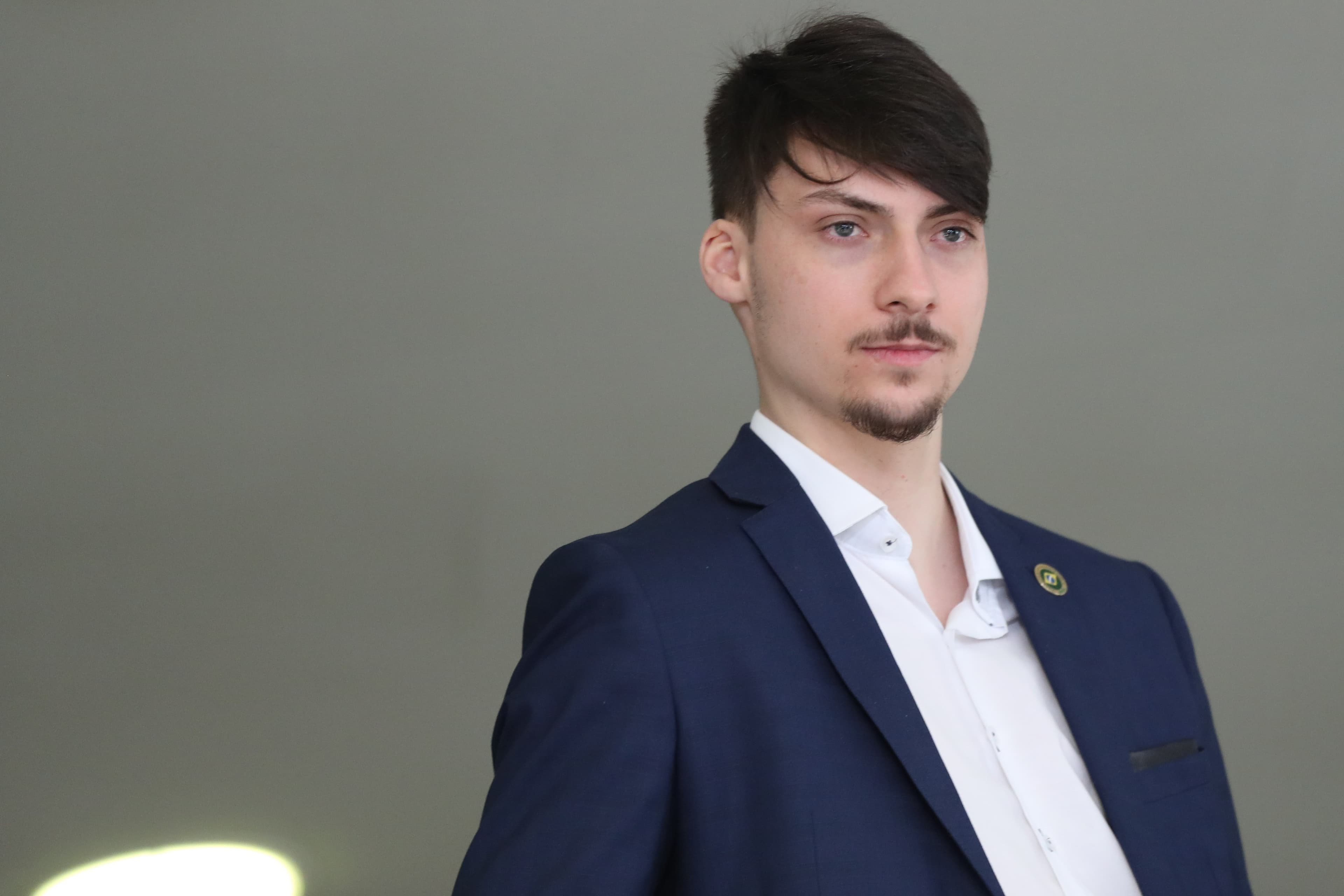 Jair Renan Bolsonaro lança pré-candidatura a deputado federal por Santa Catarina