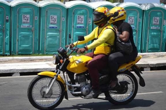 PUNIÇÃO HOJE: Sindicato e Arcotrans se Reúnem Nesta Segunda (13) Para Definir Suspensão de Mototaxista Acusado de Humilhação em Arcoverde