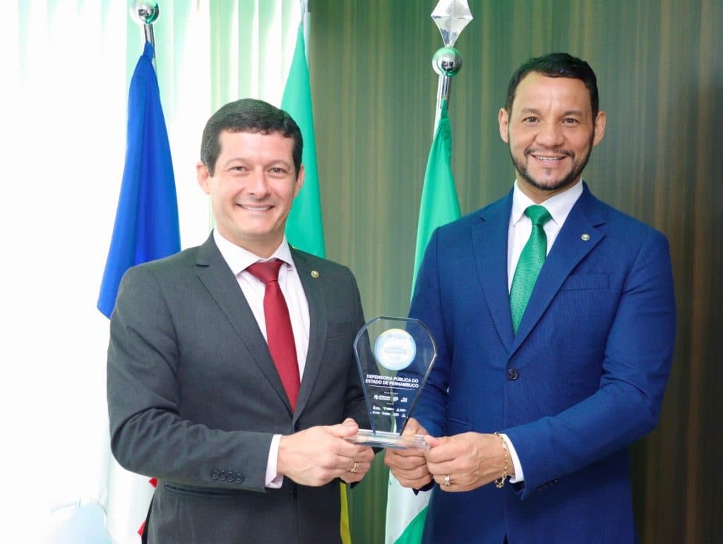 Defensoria Pública de Pernambuco recebe Selo Diamante de Transparência, maior certificação do pa