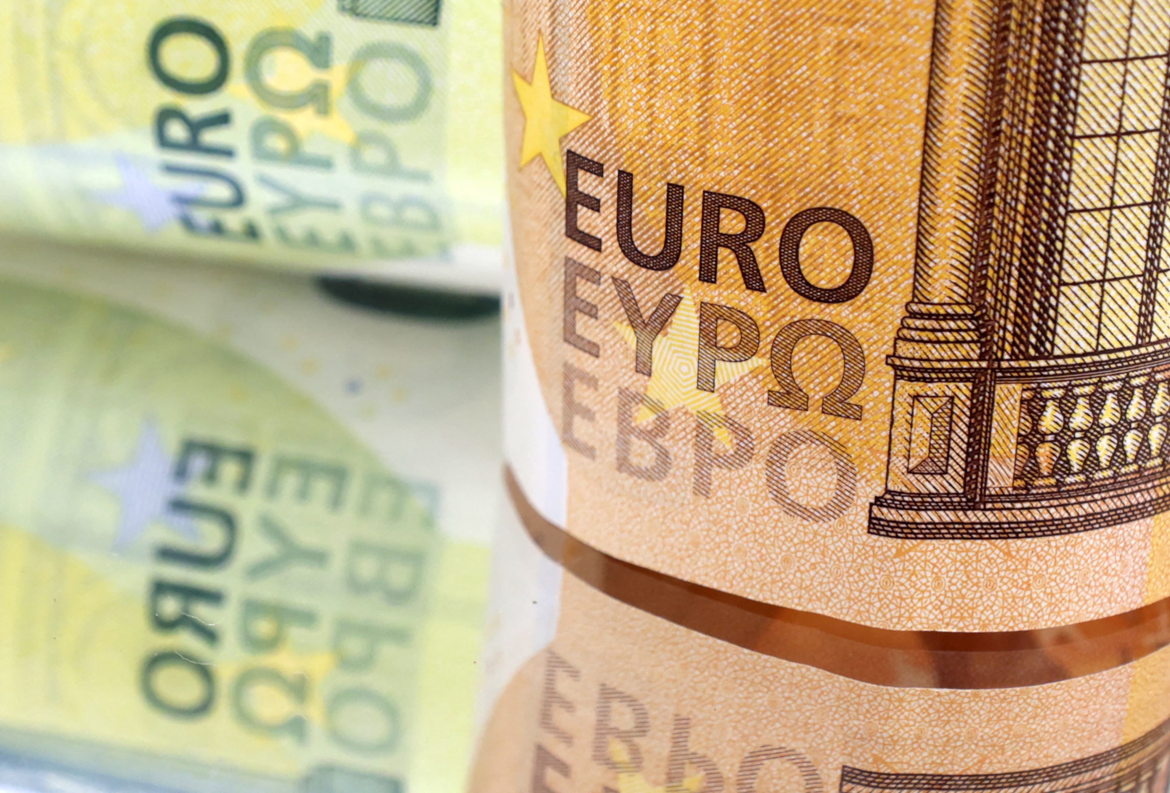 União Europeia avança com planos para criação do Euro Digital visando soberania financeira