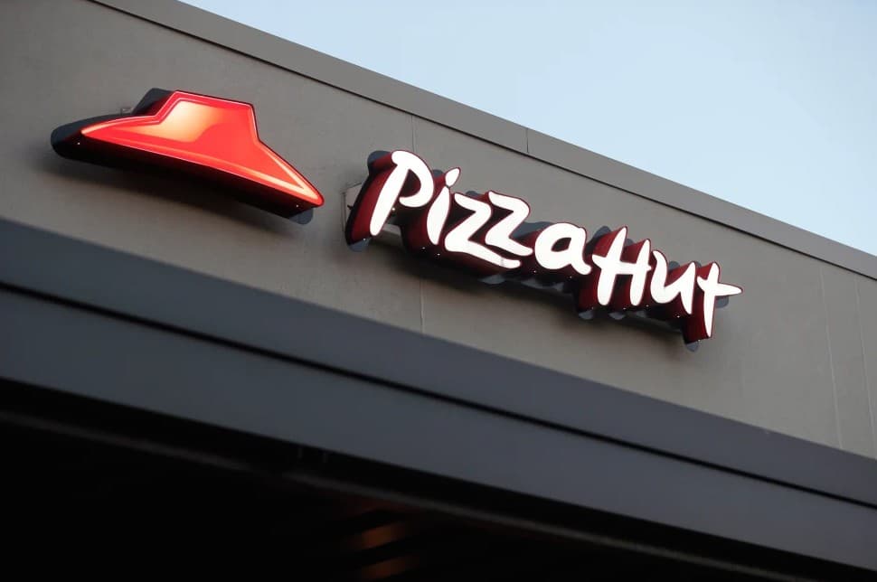 Yum Brands anuncia venda da rede Pizza Hut por US$ 2,7 bilhões