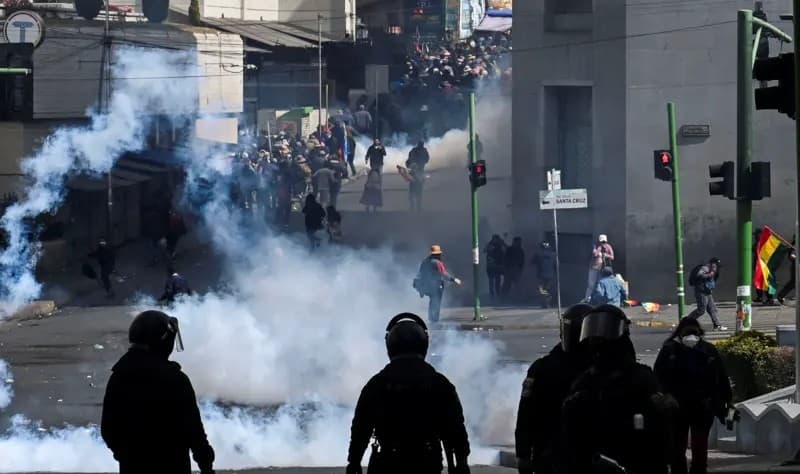 Itamaraty emite alerta e recomenda que brasileiros evitem viagens à Bolívia devido à crise política