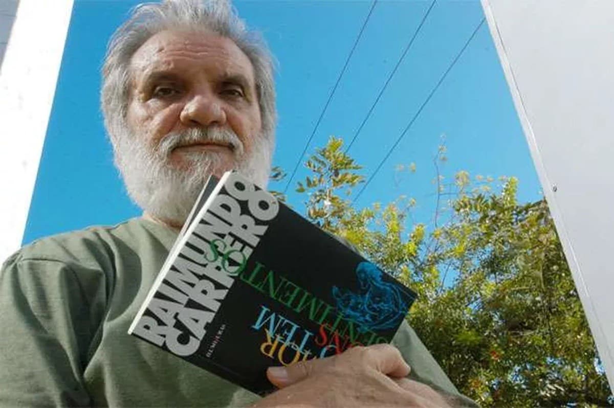 Morre, aos 78 anos, o escritor e imortal Raimundo Carrero