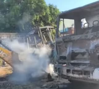 Incêndio criminoso destrói equipamentos da Freitas Construções e causa prejuízo superior a R$ 500 mil em Buíque