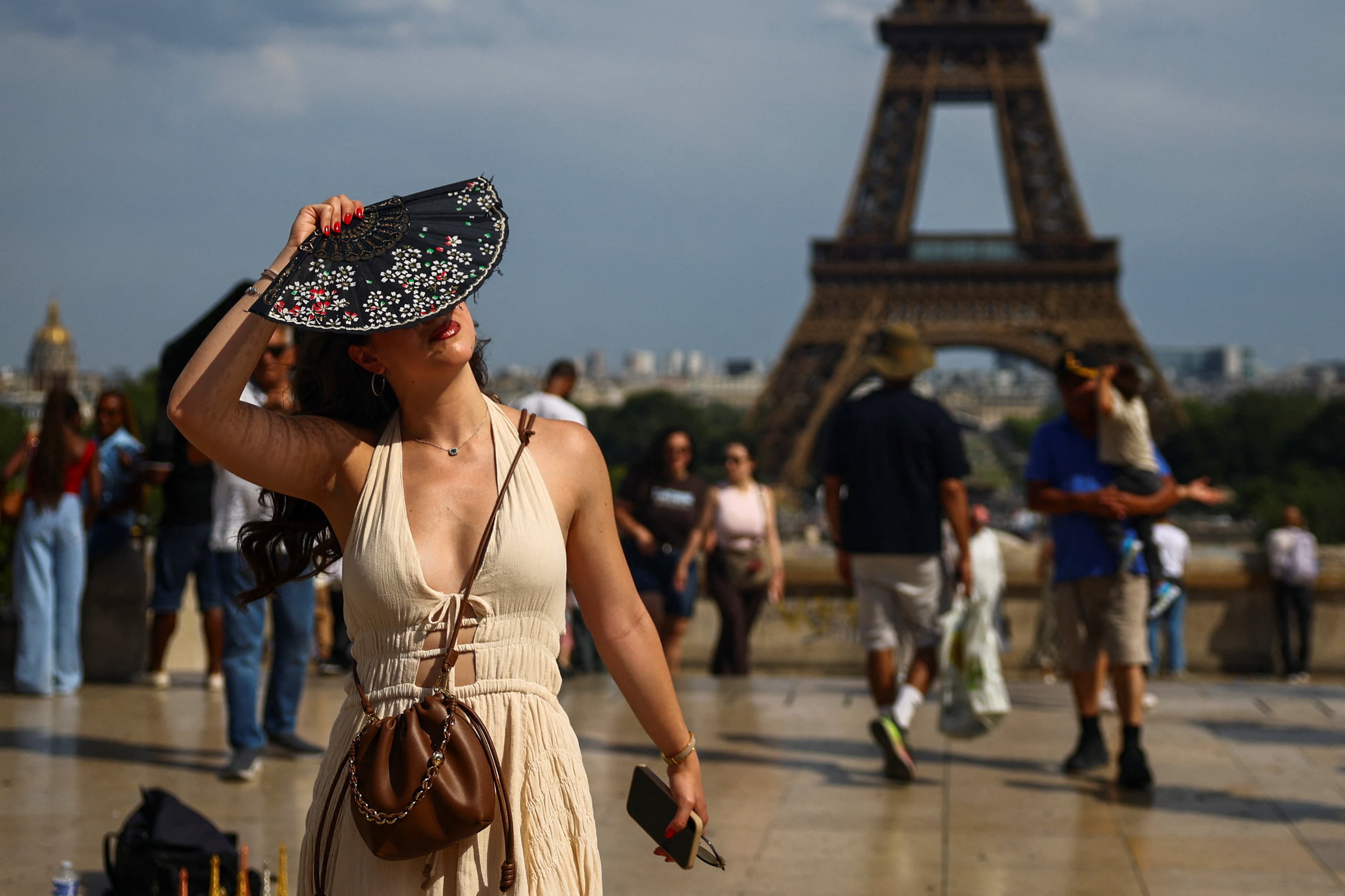 Europa enfrenta crise climática severa com recordes de temperatura e mortes