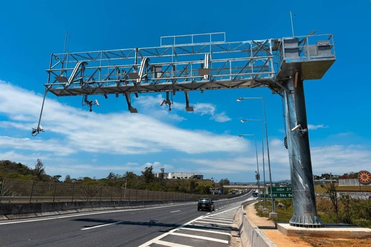 Governo suspende 3,4 milhões de multas por sistema de pedágio 'free flow' nas rodovias
