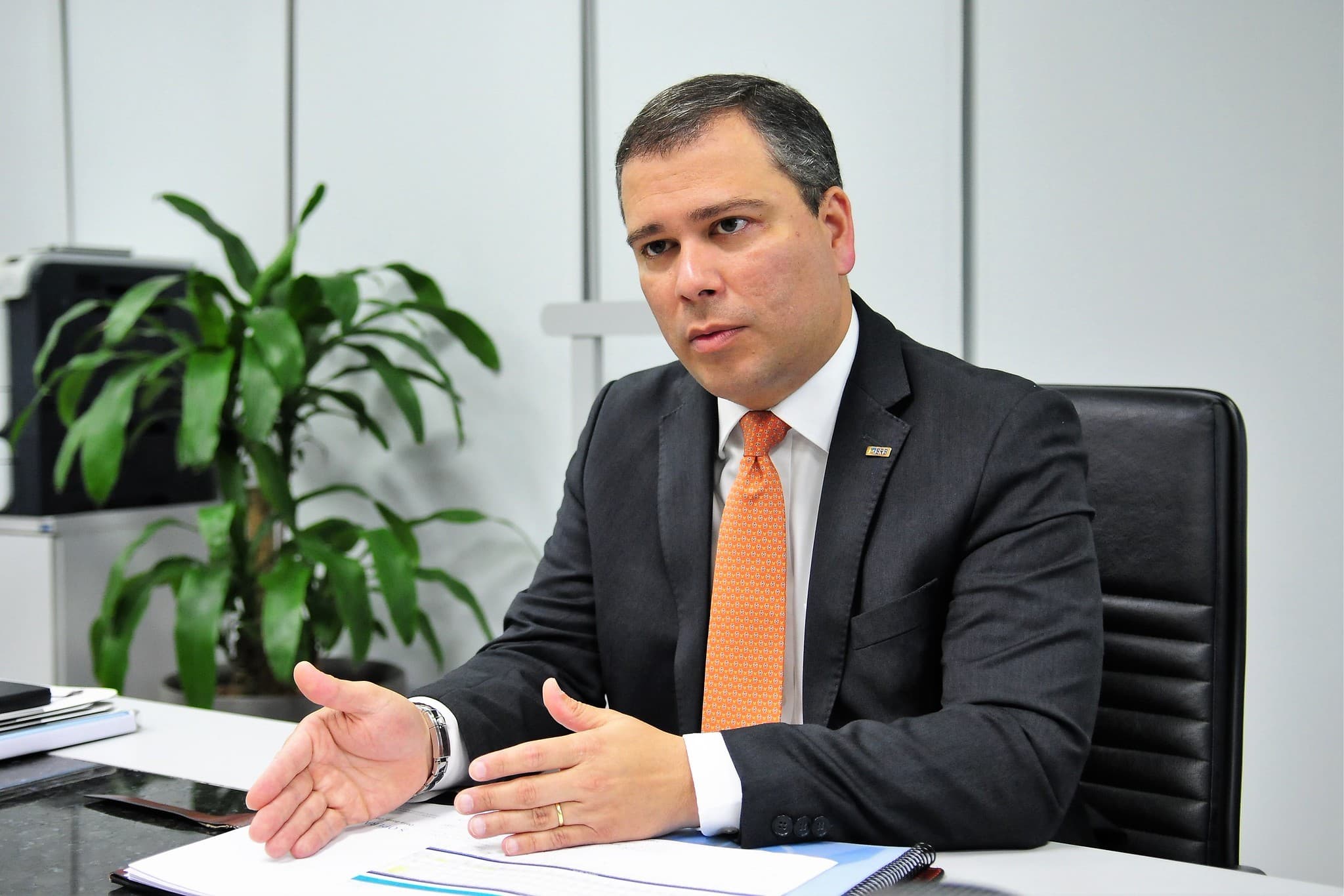 Polícia Federal deflagra nova fase da Operação Compliance Zero e prende ex-presidente do BRB