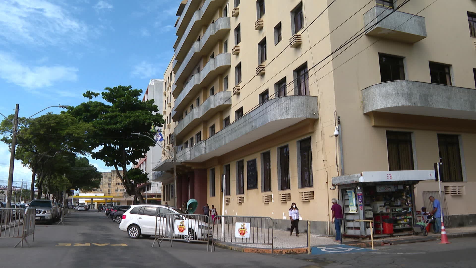 Justiça condena homem a mais de 33 anos de prisão por feminicídio no Recife