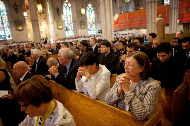 Cresce o número de católicos em todo o mundo