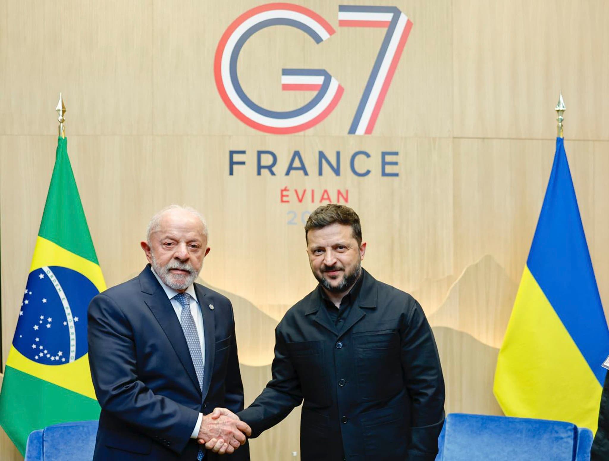 Lula e Zelensky realizam encontro bilateral para discutir caminhos para a paz no conflito ucraniano