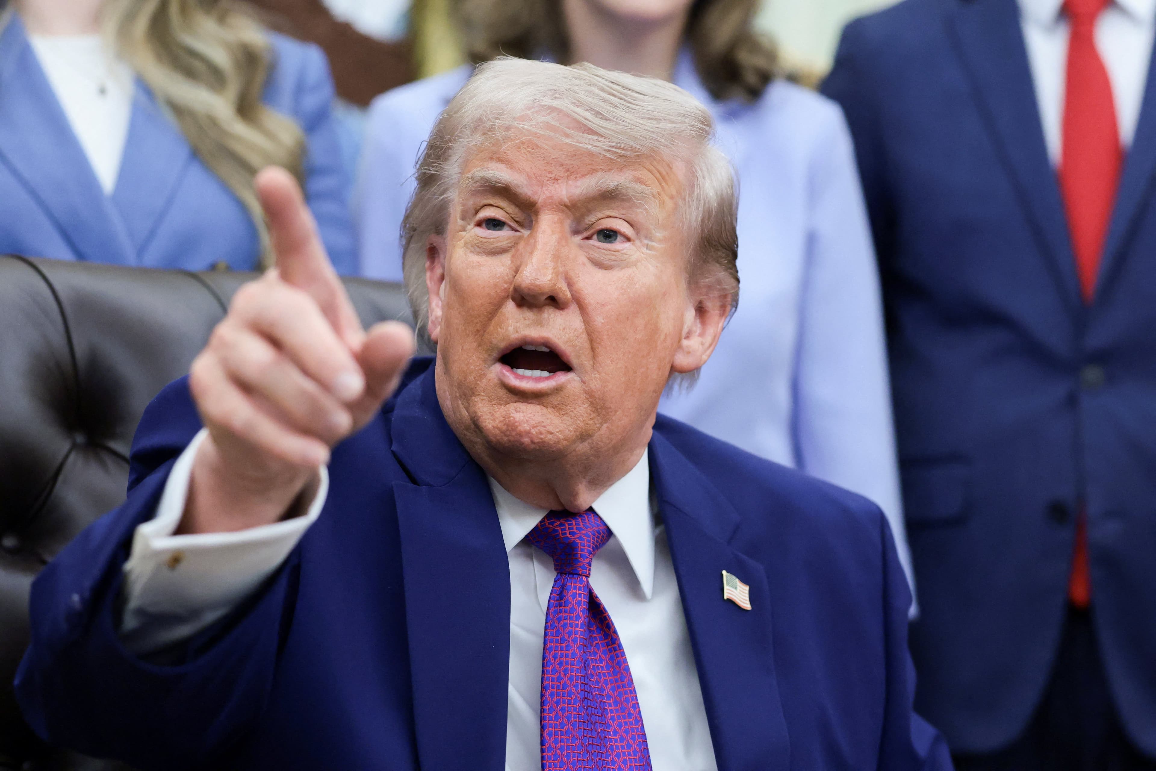 Donald Trump declara que possível acordo de cessar-fogo com o Irã está por um fio