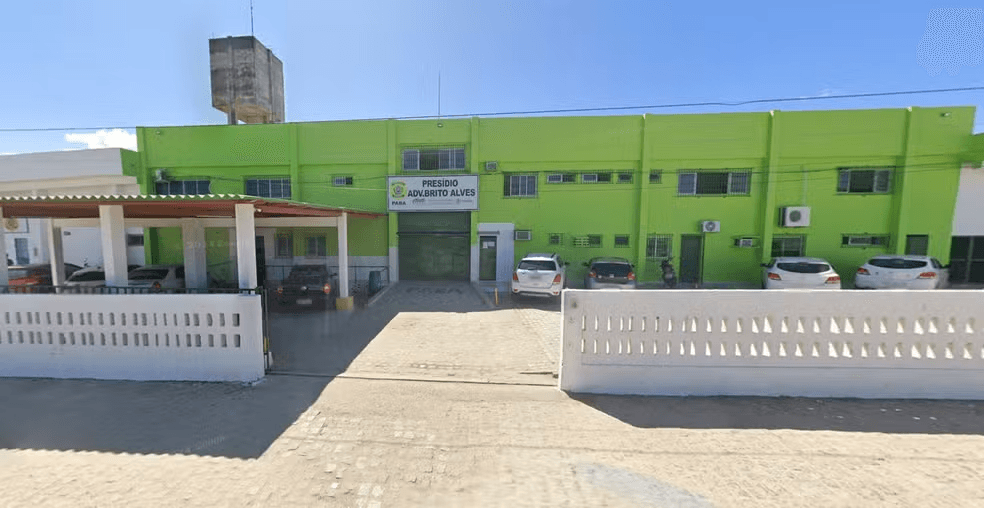 Advogado suspeito de abusar sexualmente da filha é transferido para presídio em Arcoverde