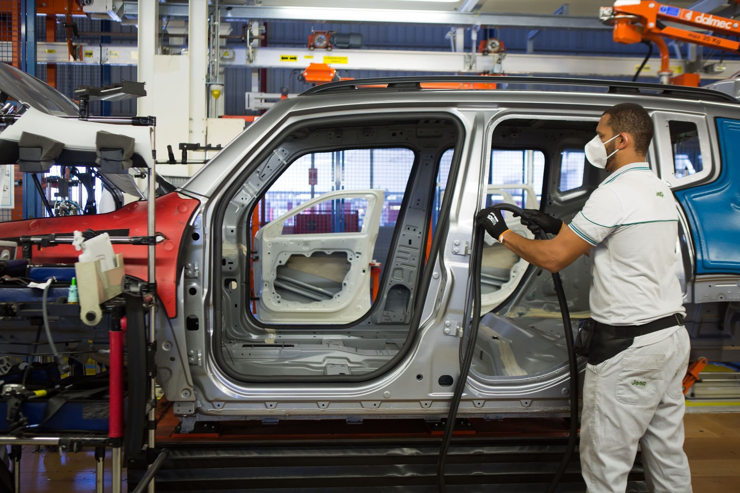 FMI revisa projeções e aponta otimismo para a economia brasileira em 2026 e 2027