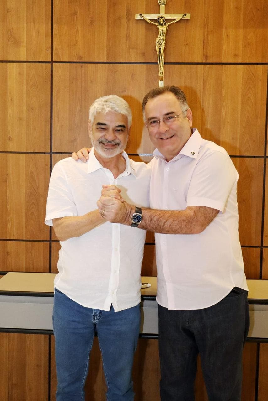 Prefeito Zeca Cavalcanti recebe senador Humberto Costa para tratar de investimentos e demandas de Arcoverde