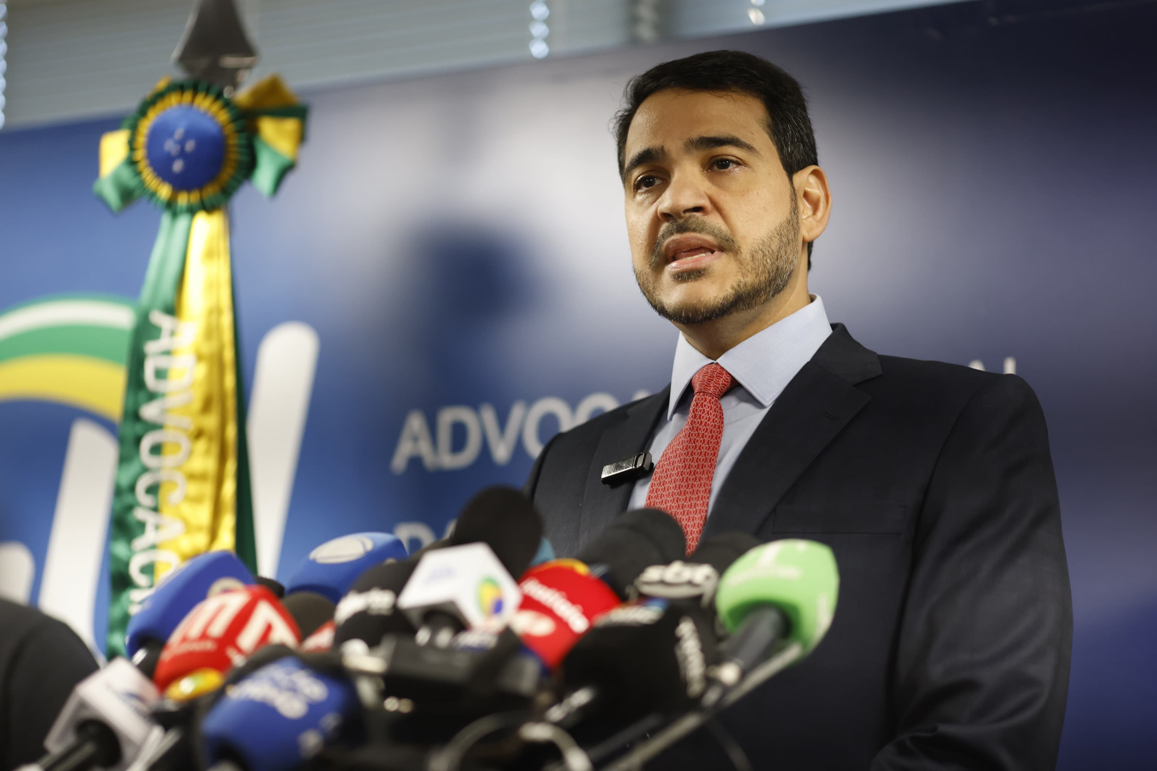 STF articula apoio para aprovação de Jorge Messias à Corte